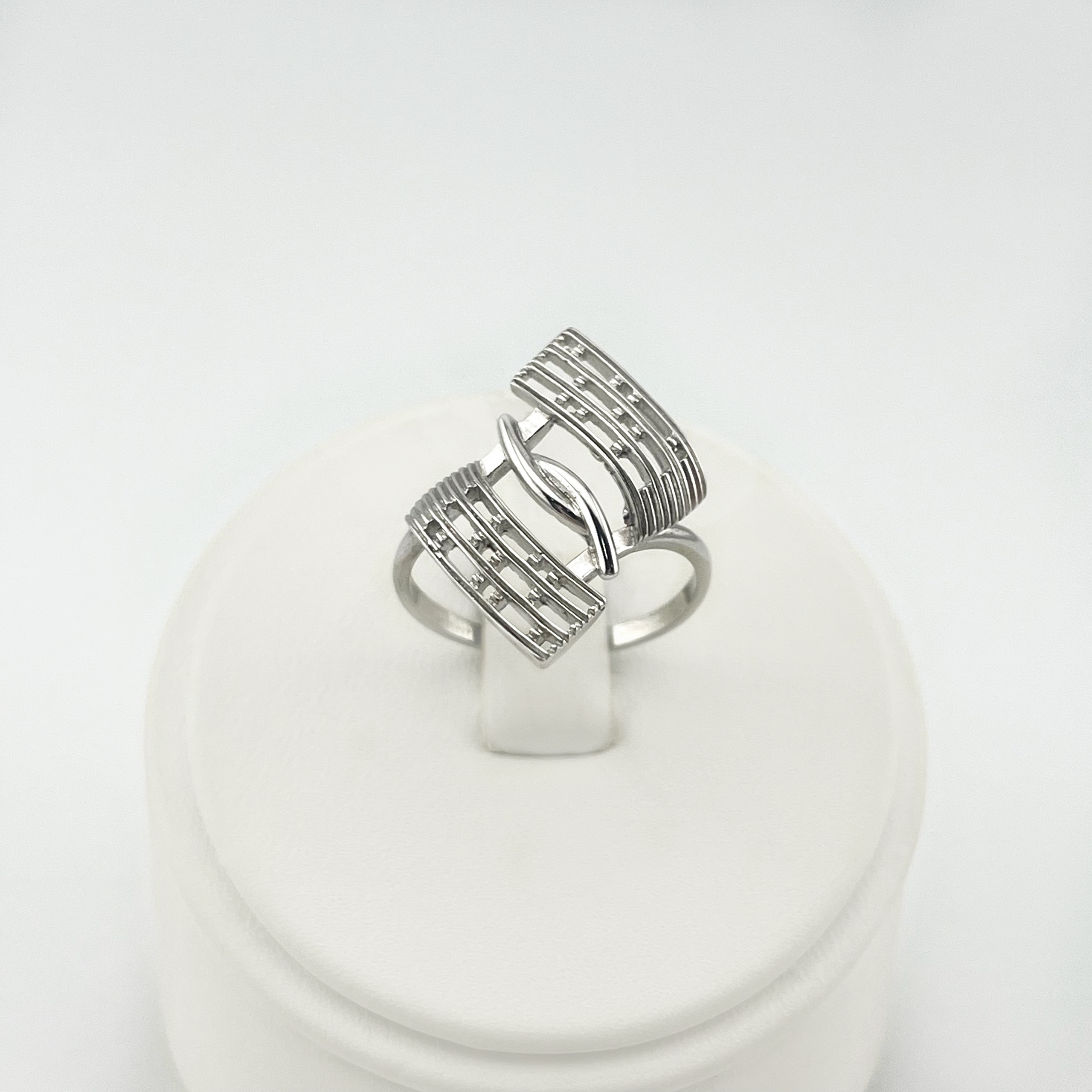 Кольцо 821435с