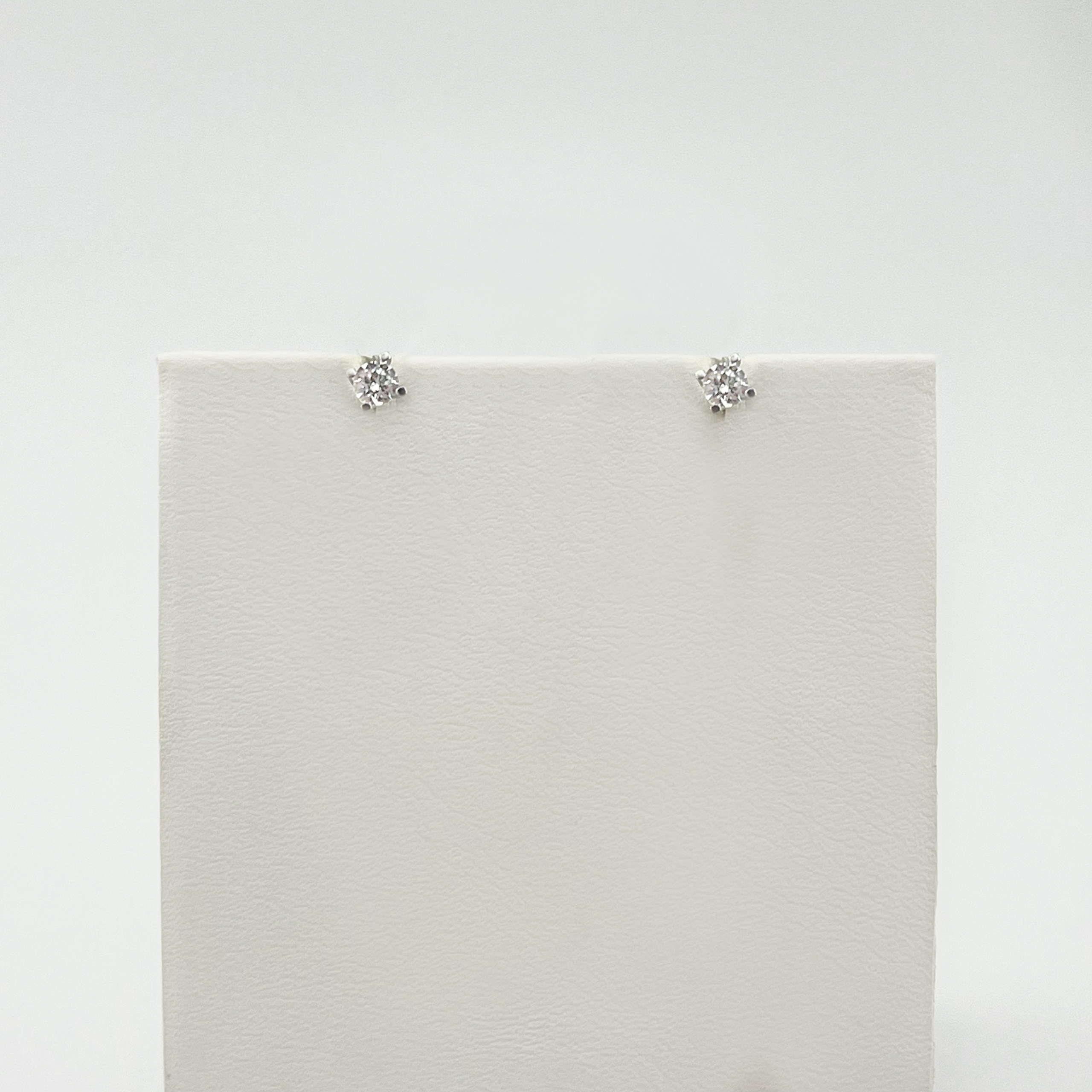 Серьги пусеты 804-02211-01-00-20-00