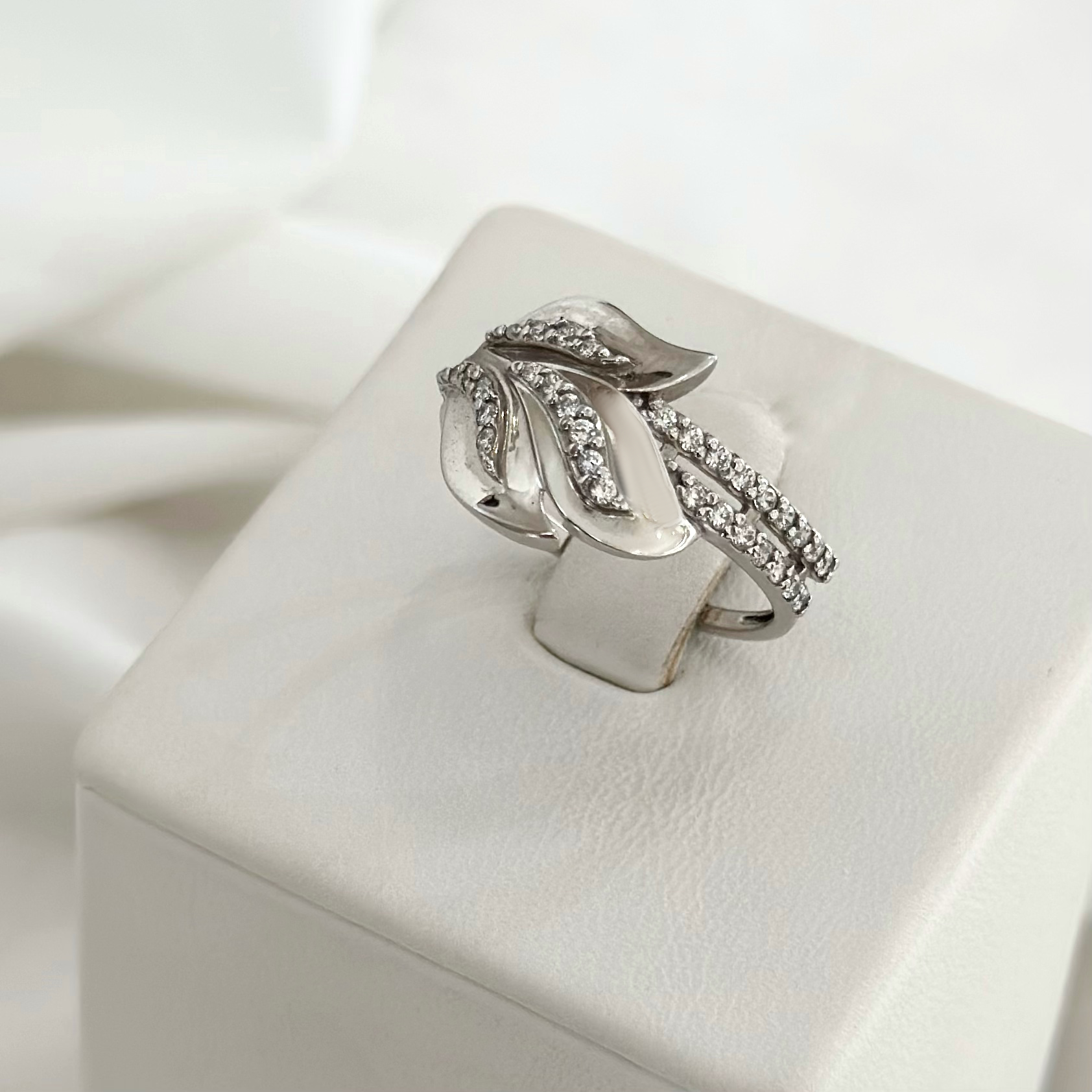 Кольцо 10011794-1