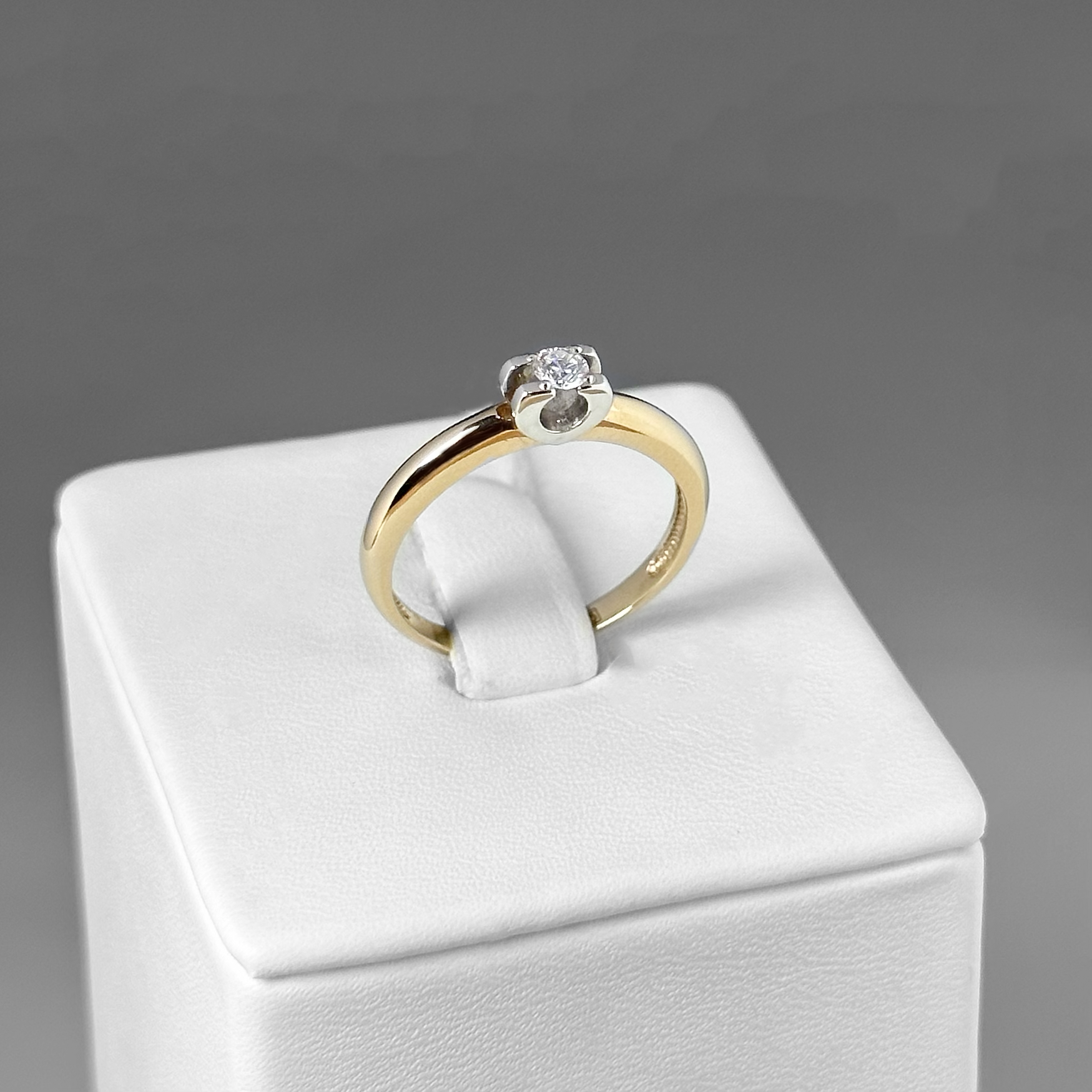 Кольцо Т131011079