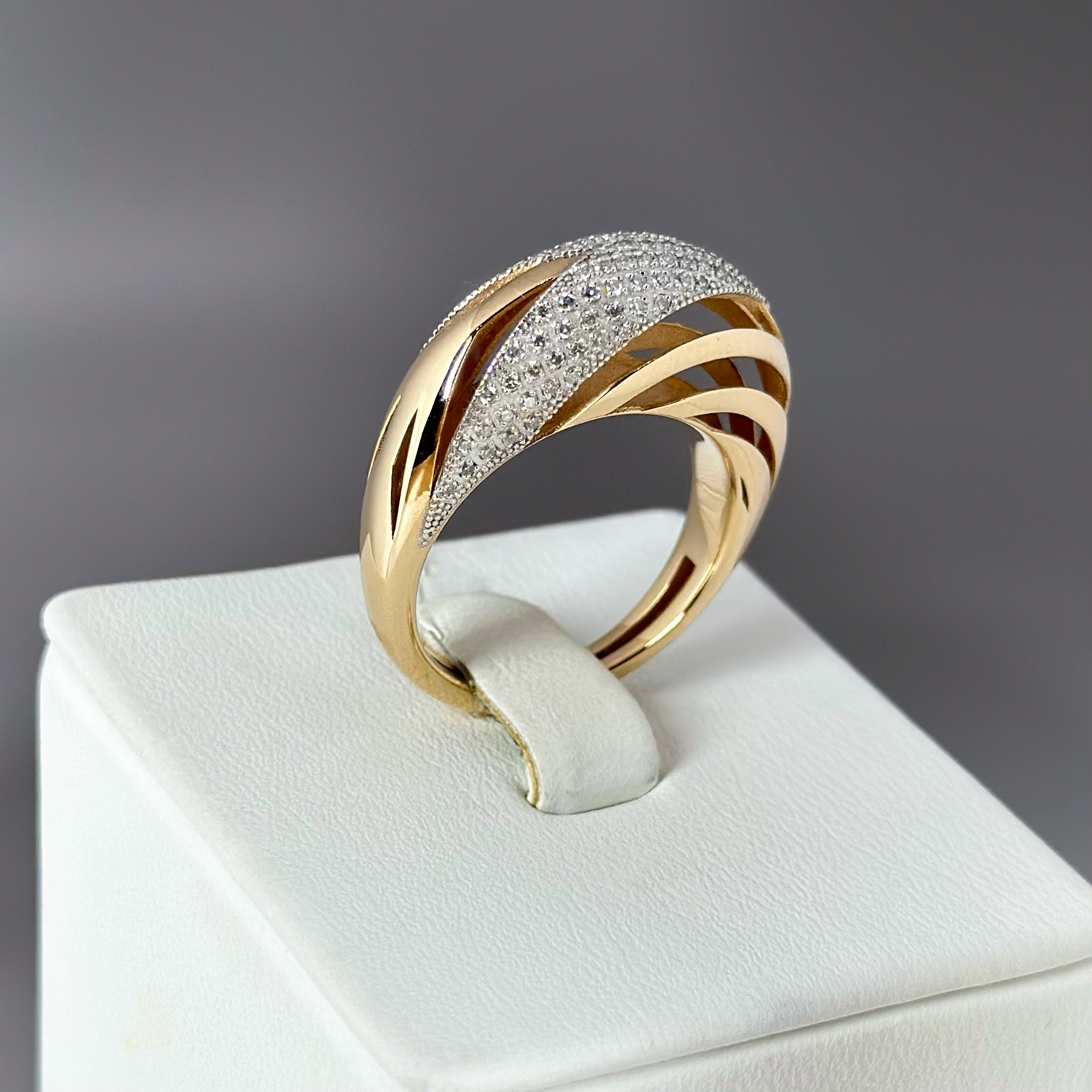 Кольцо 0101779