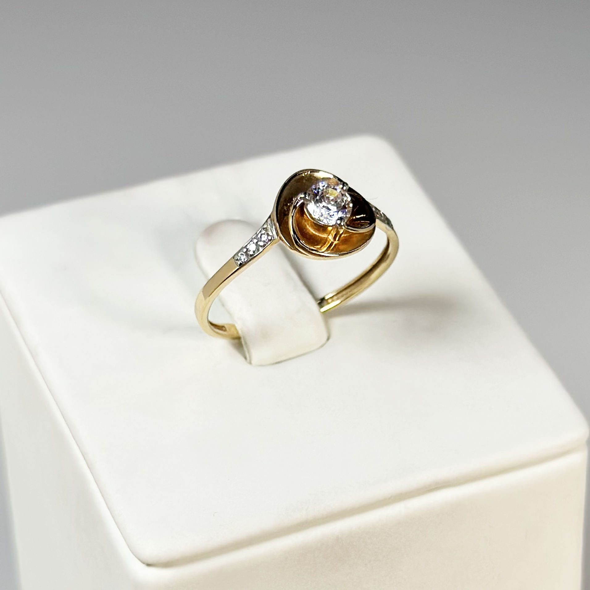 Кольцо К1327881