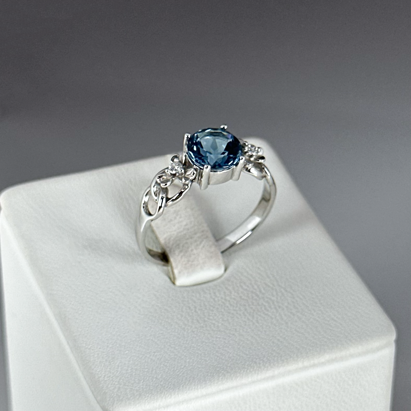 Кольцо 1100359-10310