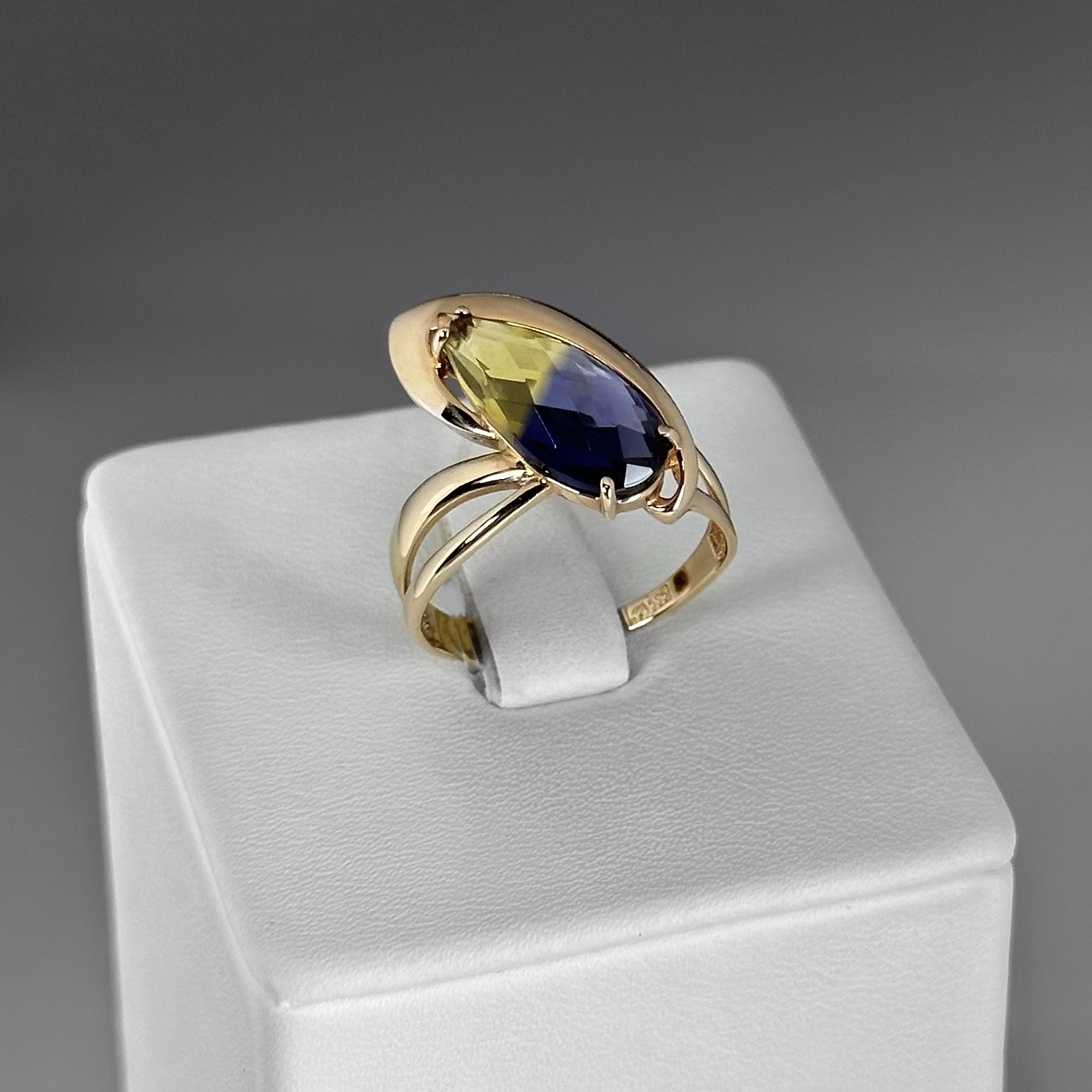 Кольцо 11802159