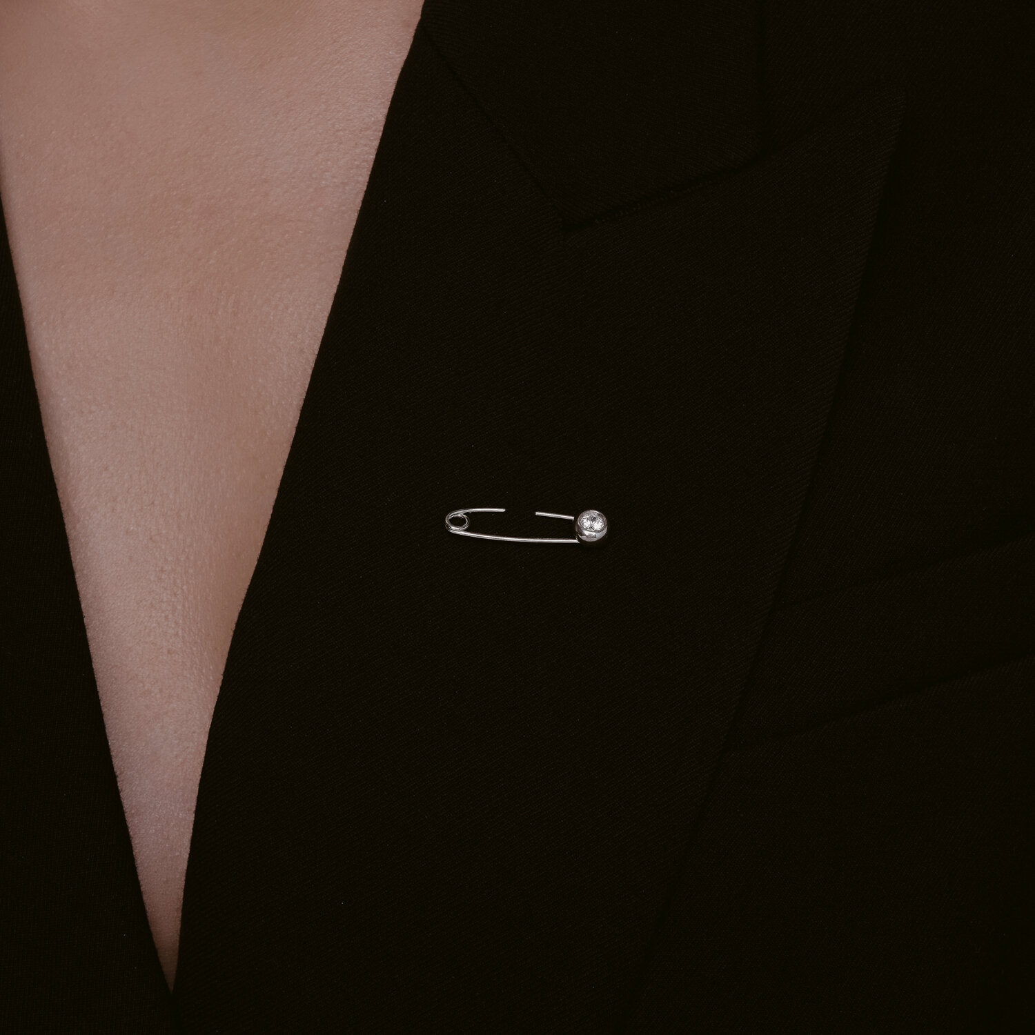 Брошь 94-140-02696-1