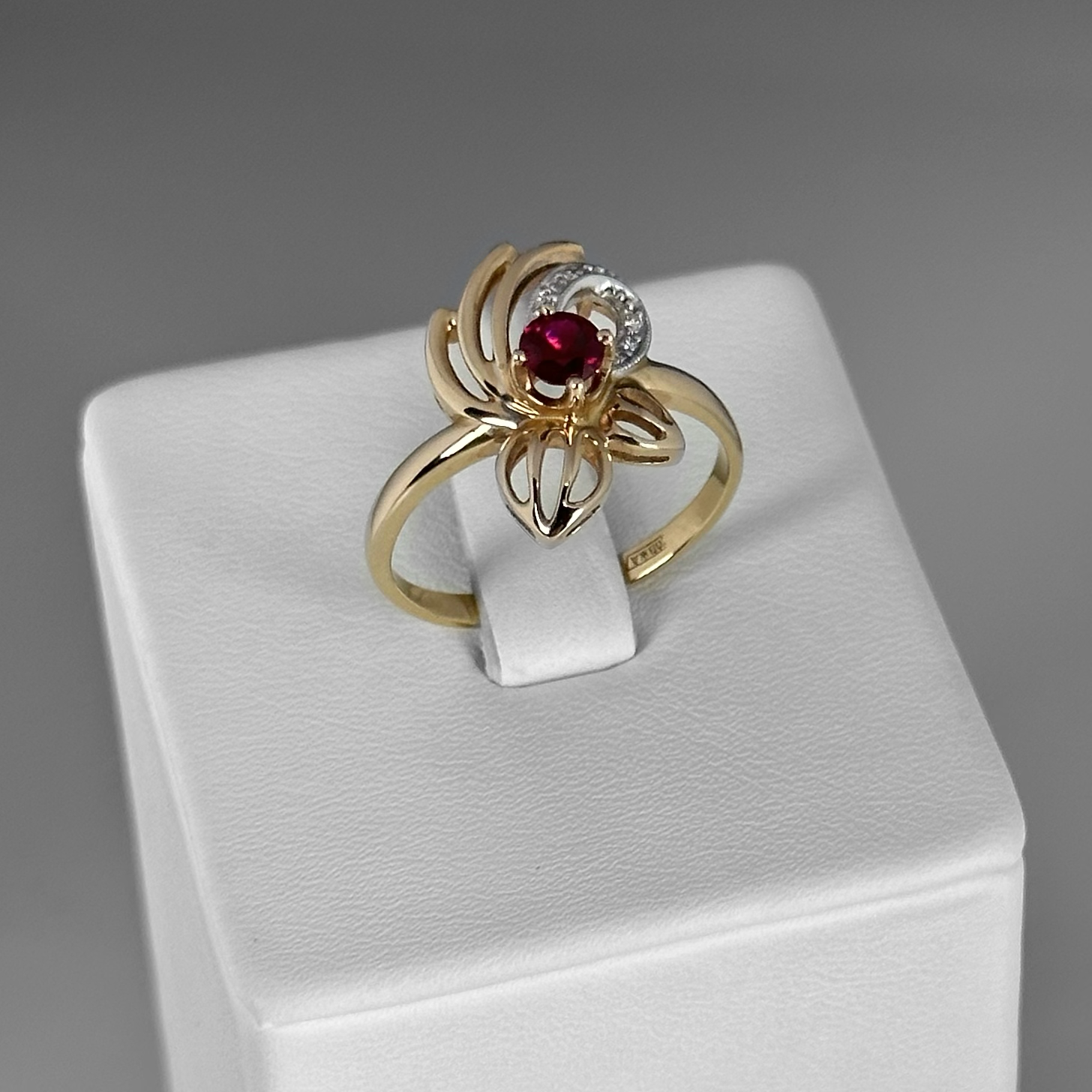 Кольцо 44100629